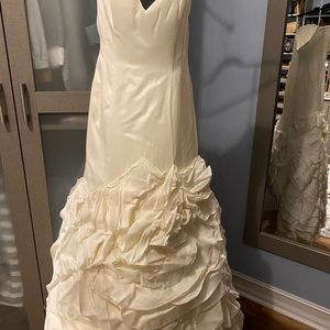 Rivini Carmellia wedding dress